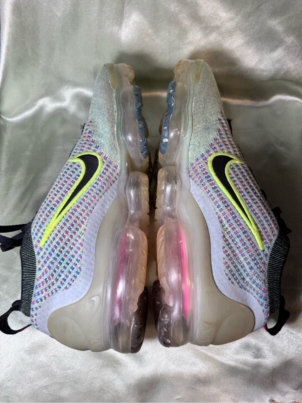 Nike Vapormax Flyknit Green Funky Multicolor Running Shoe size 8.5 Men’s - Picture 4 of 7